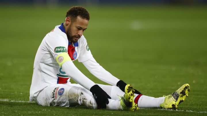 Neymar to miss Barcelona Champions League clash through injury