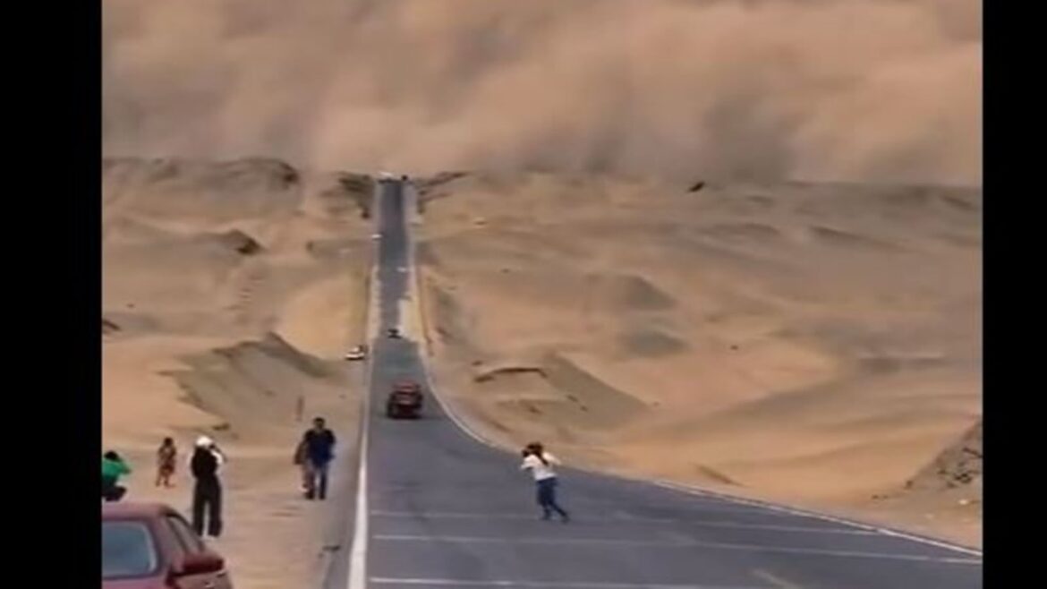 Dramatic Video Shows Massive Sandstorm Ripping Through Parts Of Northwest China