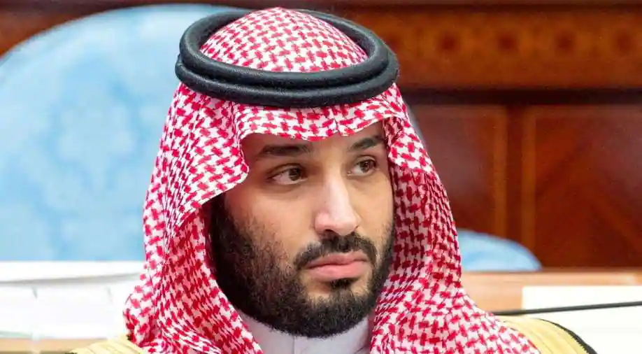 Saudi Woman Jailed For Using Twitter To “Challenge” King, Crown Prince