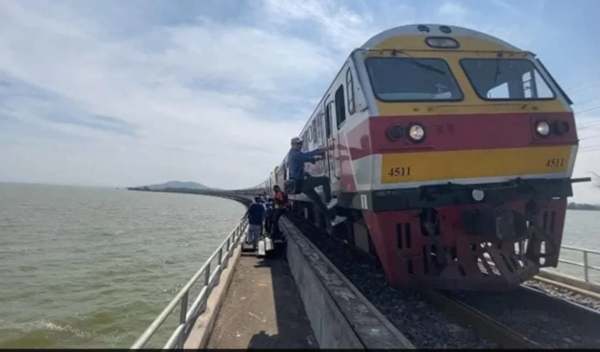 This Country’s ‘Floating Train’ Is A Big Hit As Dam Waters Rise
